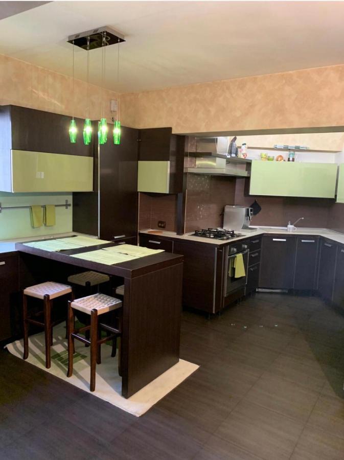 Central Apartment 4 Rooms Braşov Eksteriør bilde