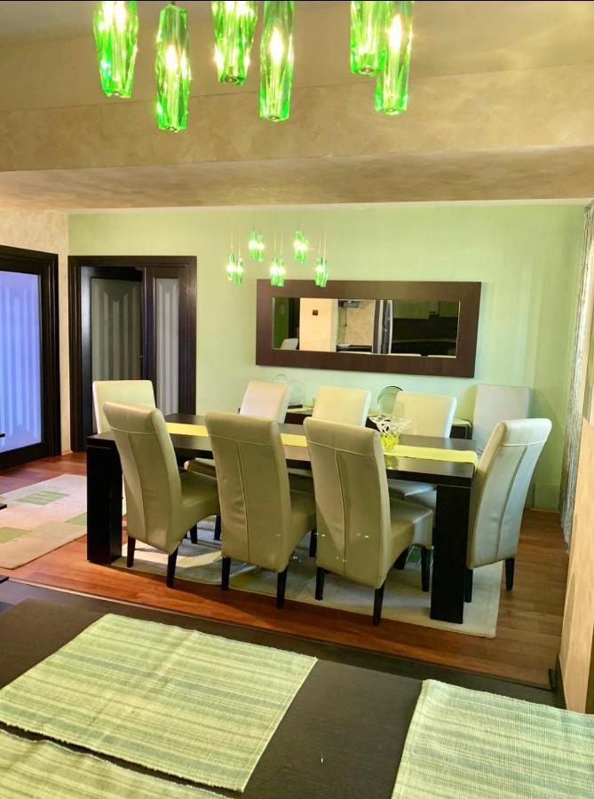 Central Apartment 4 Rooms Braşov Eksteriør bilde